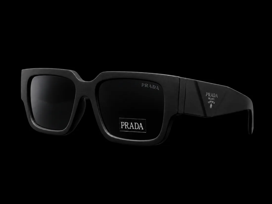 Sunglasses, Matte Square Crest Emblem Black — Standard tier, The Outfit House