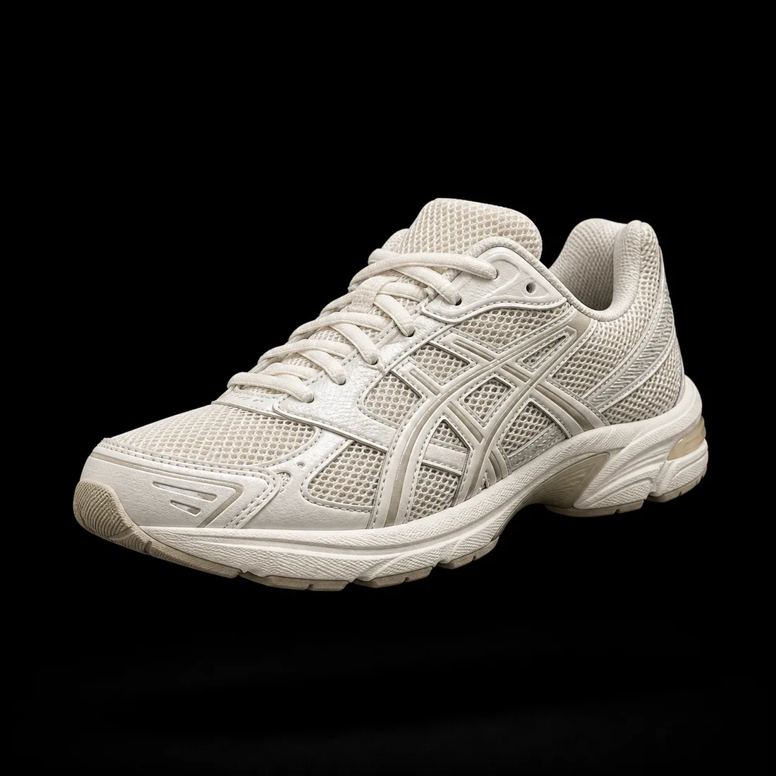 Chunky Runner, Cream — Standard tier, The Outfit House