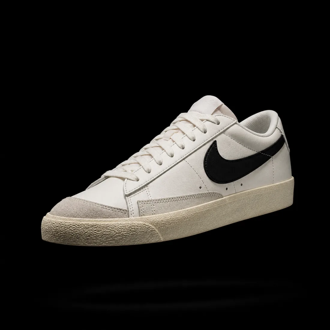 Court Low, Vintage White — Standard tier, The Outfit House