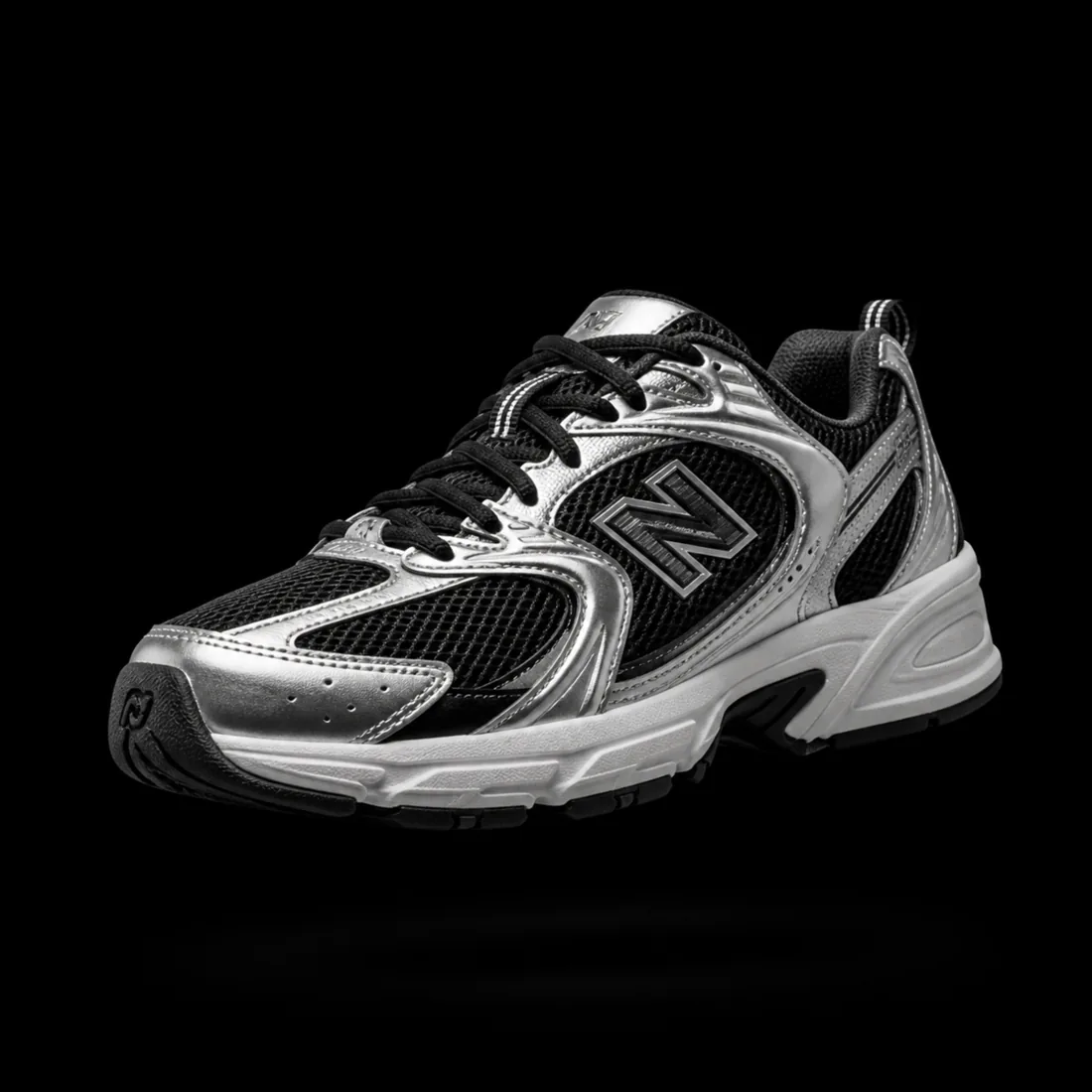 Retro Runner, Black — Standard tier, The Outfit House